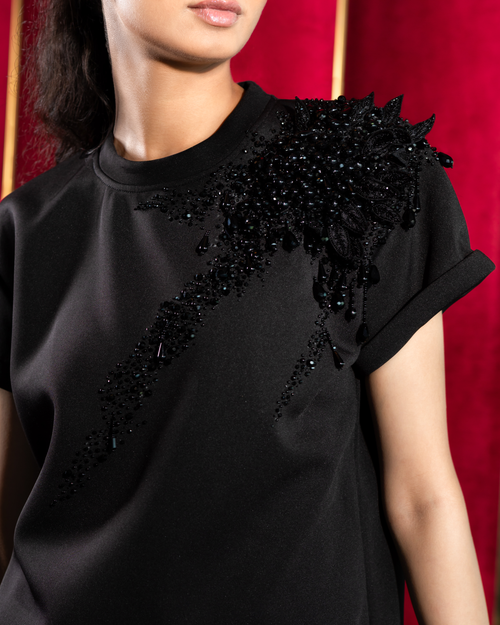 Pearl Bloom Embellished T-Shirt - Black