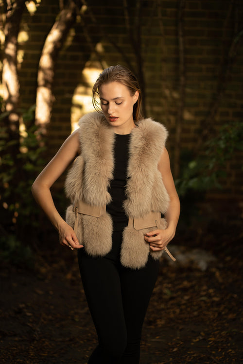 Faux Fur Gilet with Leather Pockets in Light brown