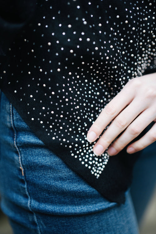 Embellished Cashmere Scarf in Black
