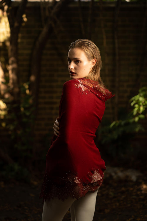 Lace trimmed Scarf in Red
