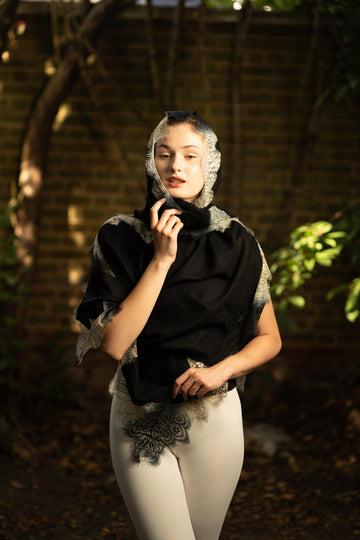 Lace and Tie-Dye Scarf in Black