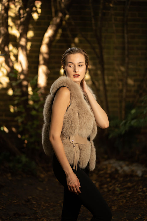 Faux Fur Gilet with Leather Pockets in Light brown